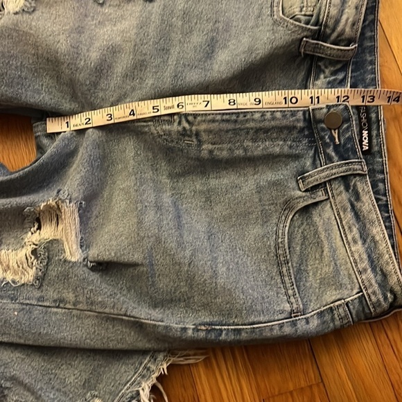 FASHION Nova • EUC distressed frayed hem straight leg jean •size 9 (measures 12) - Picture 6 of 7